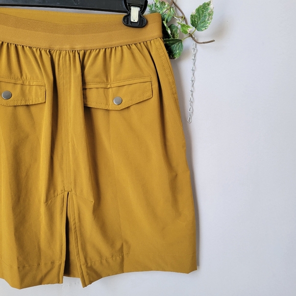 Athleta Vienna Cargo Jupe Skort Brass Yellow  4 - Picture 7 of 11